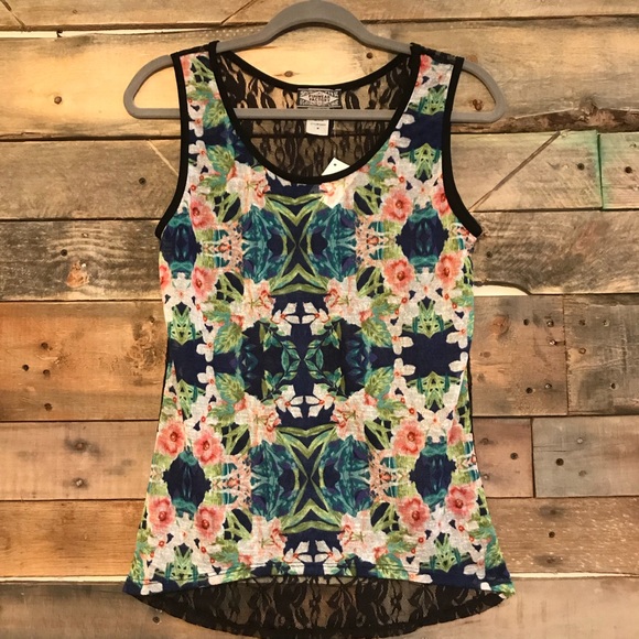 Funwear Factory floral print with lace tank - Picture 1 of 4